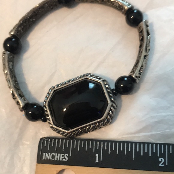 Black & Silver tone stretch bracelet - Picture 4 of 7